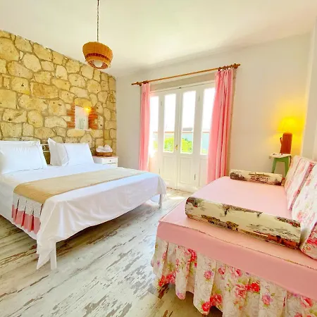 Мини-отель Kesre Алачати